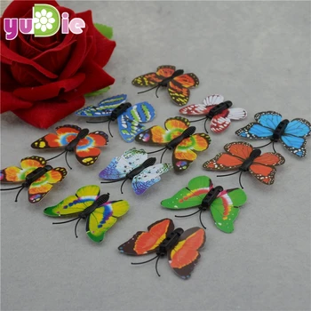 10STK / masse 3,5 cm lille kunstigt farvet plastik-sommerfugl på leverancer festlige bryllup bil dekoreret kunstige butterfly