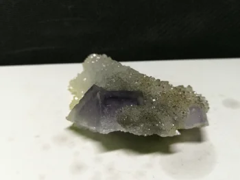 34.4 gNatural fluorit mineral krystal, krystal klynge mekaniske mineral prøven, kvarts krystal.