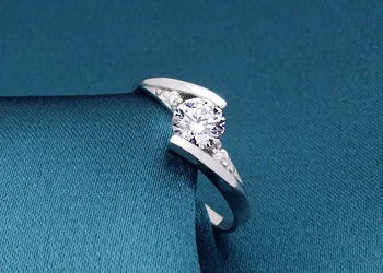 Sexet Kvindelig Zircon Ring 925 Sølv Bryllup Smykker Løfter et Engagement Ring, som en Kvindelig Valentine ' s Day Gave i 2019
