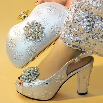 Vidunderlige sølv kvinder pumper match håndtaske med krystal-blomst stil afrikanske sko og taske sæt til fest kjole A233