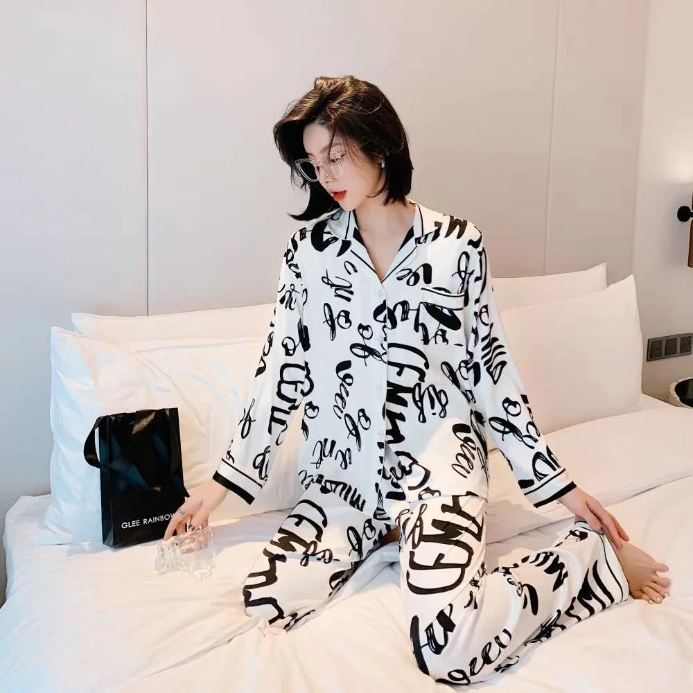 Sort og hvid kontrast store brev mode cool pyjamas, der passer Revers udskrivning kvinders luksus is silke tøj hjem